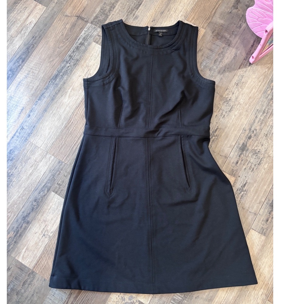 Banana Republic Everywhere Ponte Sheath Dress Black Old Money Pocket 16